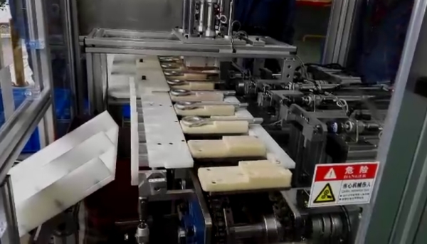 螺紋檢測機器使用說明插圖 多軸同檢螺紋檢測設備